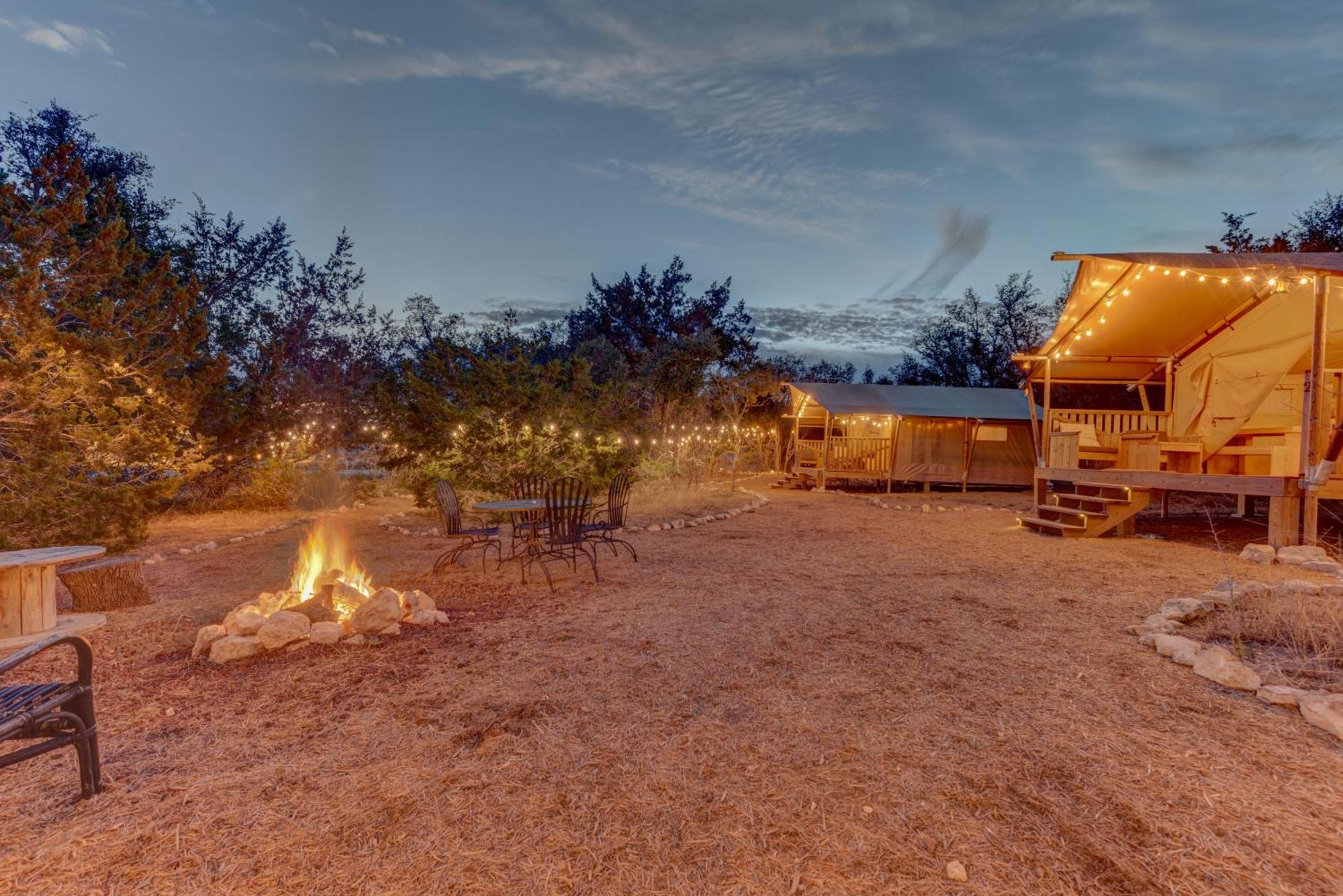 מלון ג'ונסון סיטי 12 Fires Luxury Glamping With Heating #1 מראה חיצוני תמונה